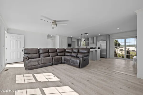 $348,000 | 145 Barbee Street, Harkers Island, NC 28531