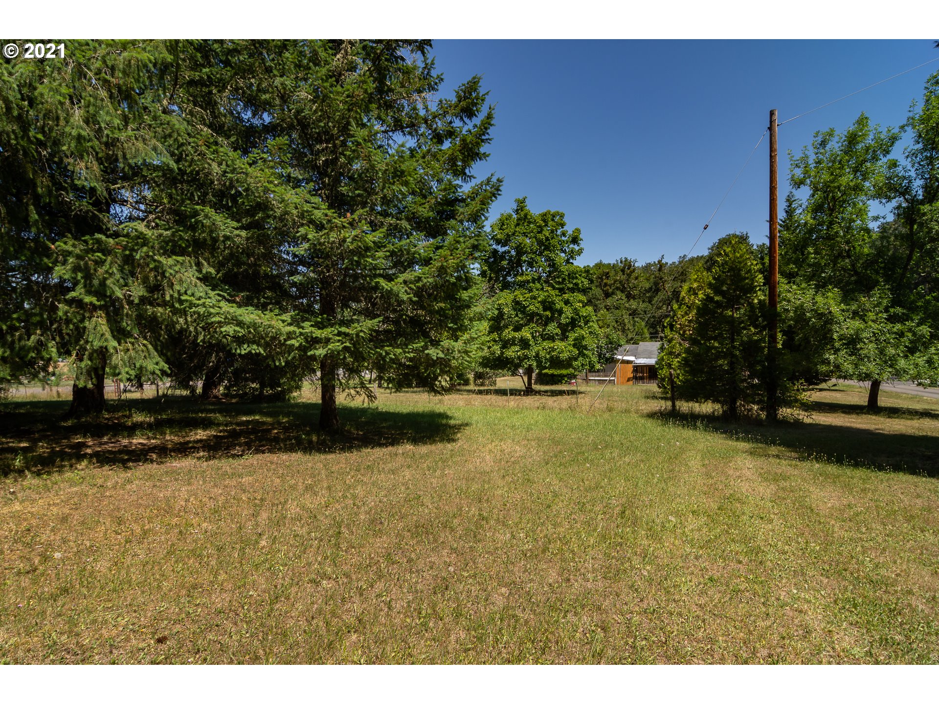 5236 Buckhorn Road Roseburg, OR 97470 - Photo 13 of 29 Gallery Image 13