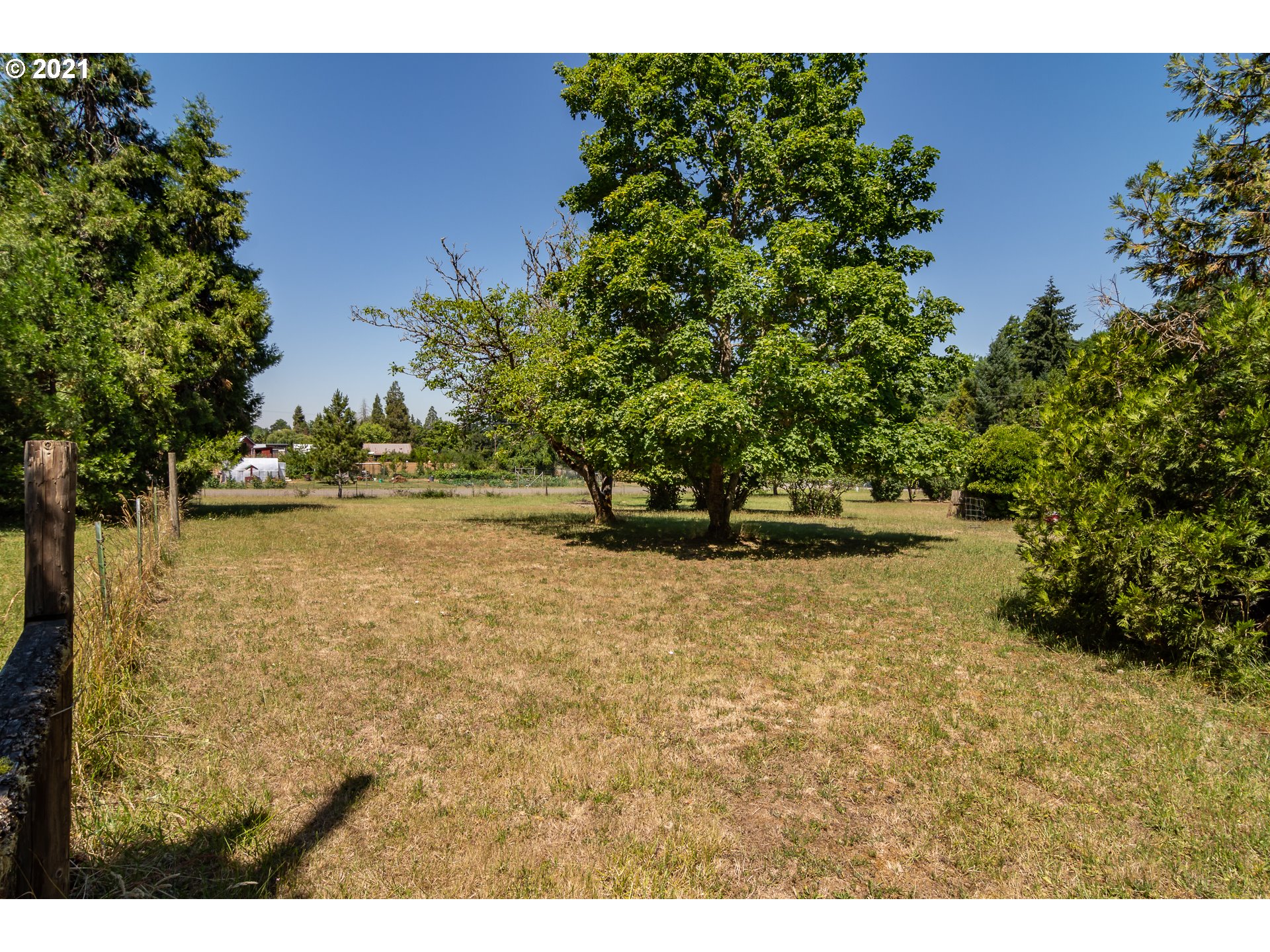 5236 Buckhorn Road Roseburg, OR 97470 - Photo 14 of 29 Gallery Image 14