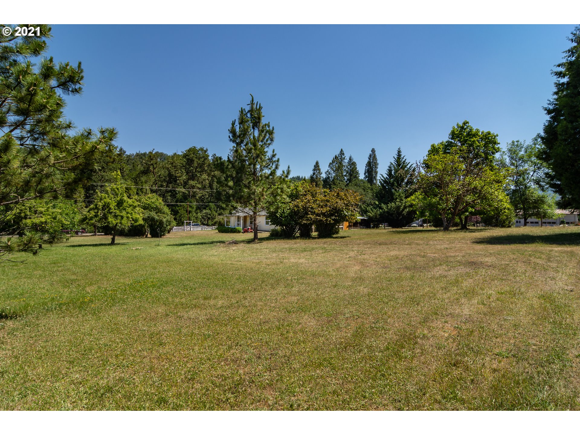 5236 Buckhorn Road Roseburg, OR 97470 - Photo 16 of 29 Gallery Image 16