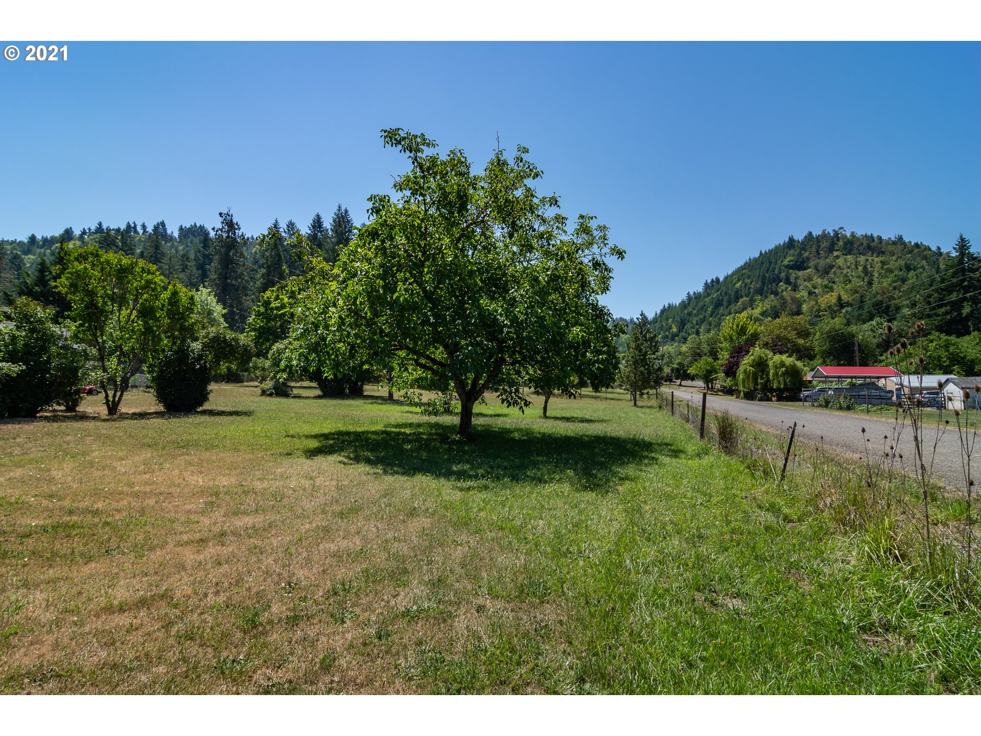 5236 Buckhorn Road Roseburg, OR 97470 - Photo 20 of 29 Gallery Image 20