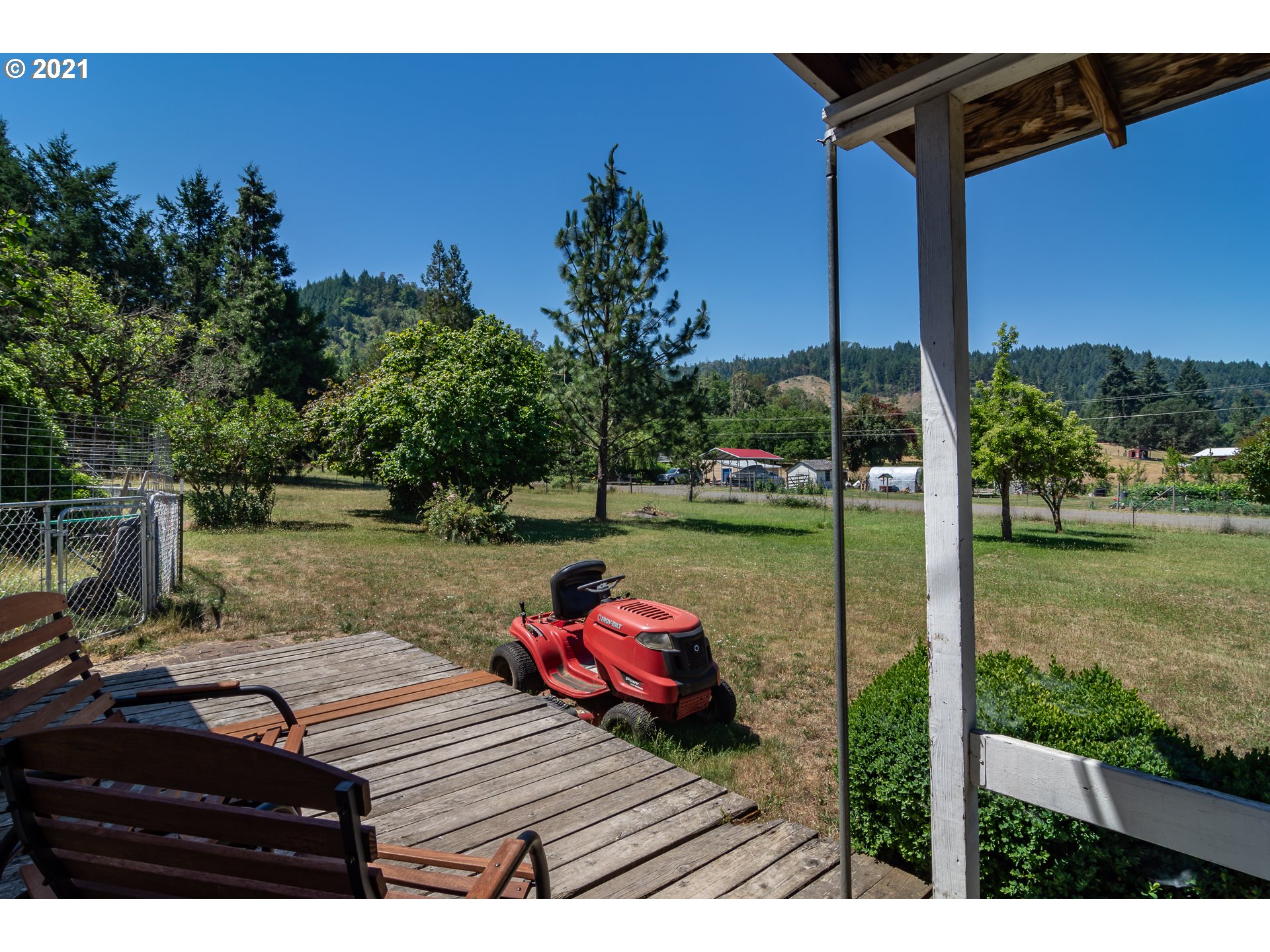 5236 Buckhorn Road Roseburg, OR 97470 - Photo 23 of 29 Gallery Image 23
