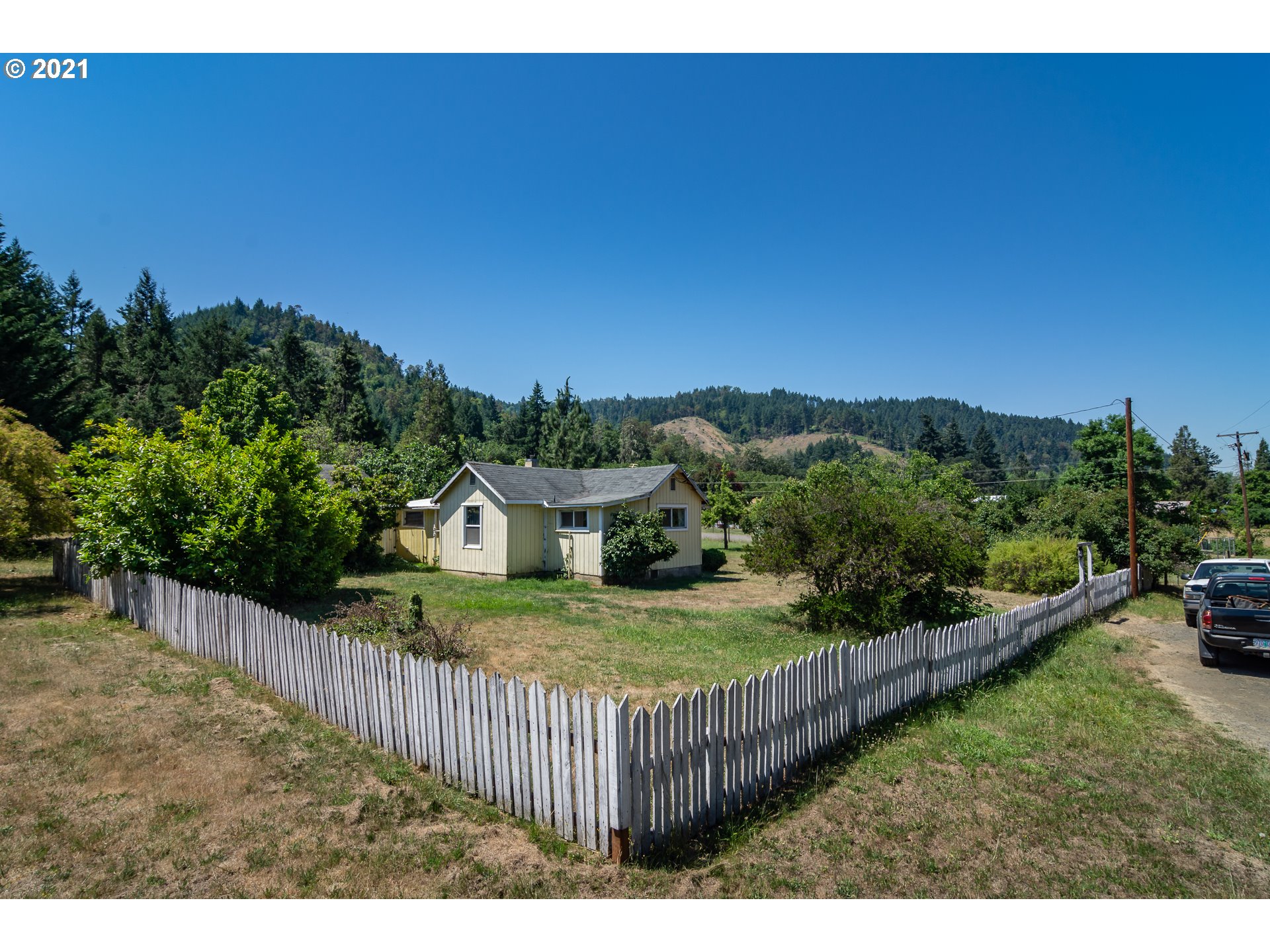 5236 Buckhorn Road Roseburg, OR 97470 - Photo 25 of 29 Gallery Image 25