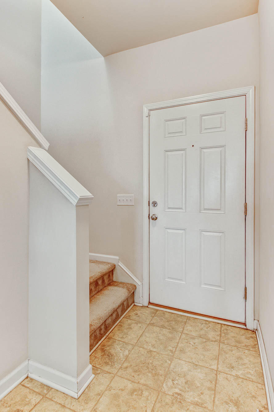188 Brookhaven Road Summerville, SC 29486 - Photo 5 of 35 188Brookhaven-CalSiglerPhotography (16)