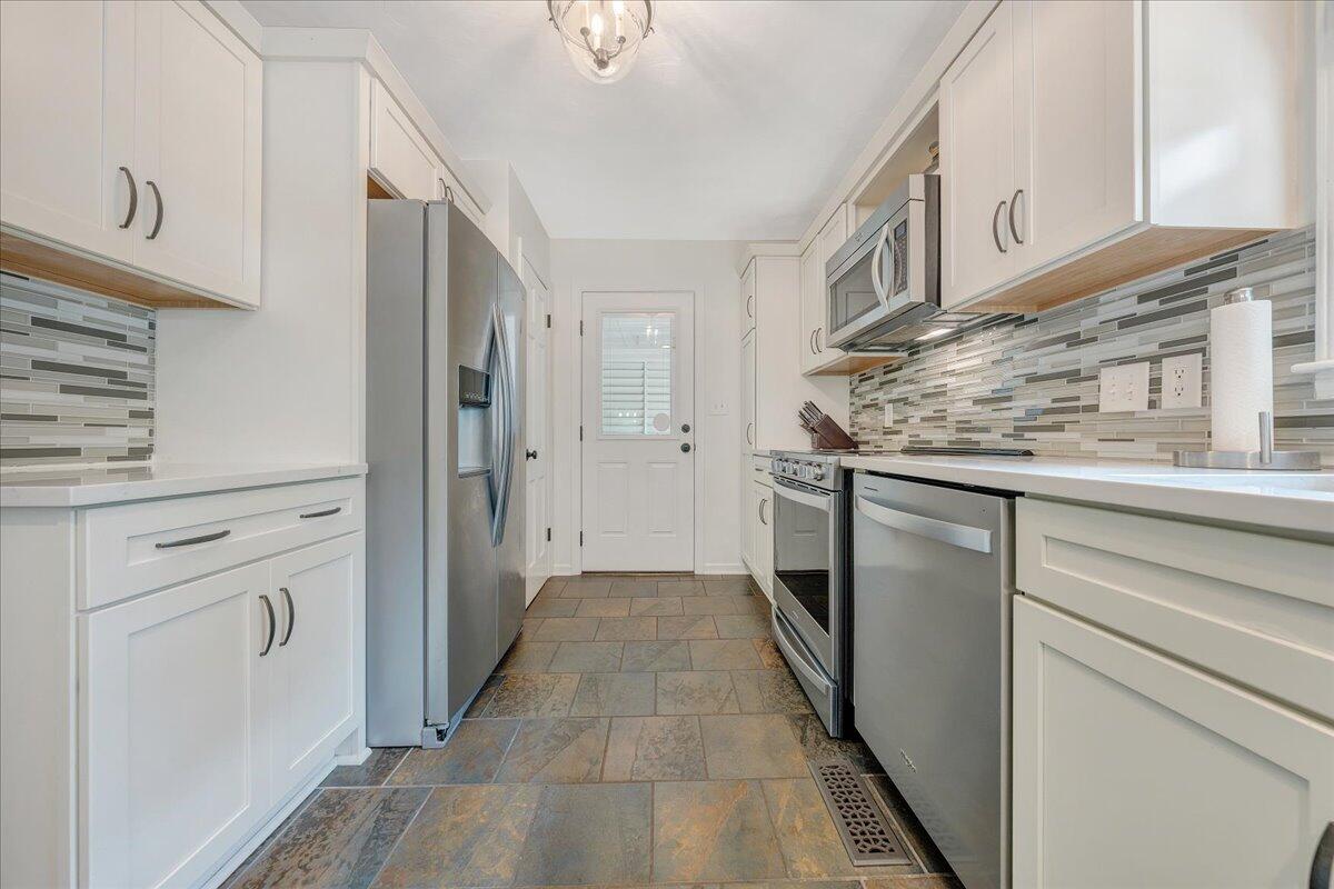 3569 Forester Road Southwest Roanoke, VA 24018 - Photo 20 of 60 20-MIB02768