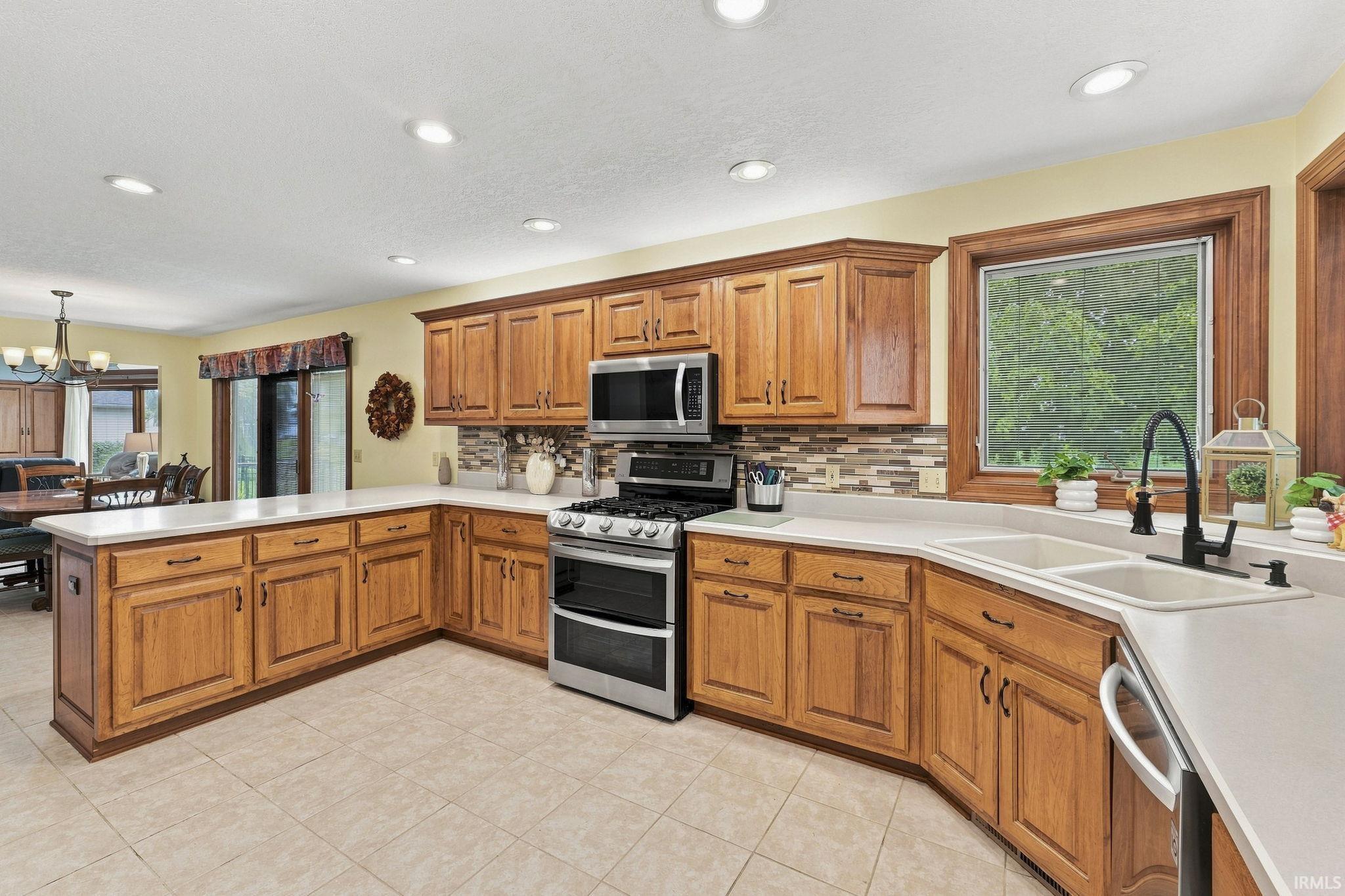 306 Hunters Ridge Auburn, IN 46706 - Photo 19 of 45 Gallery Image 19