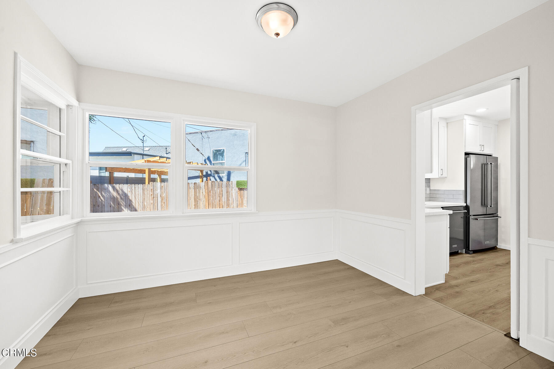 619 Corwin Avenue Glendale, CA 91206 - Photo 17 of 44 a view of kitchen with furniture and wooden floor