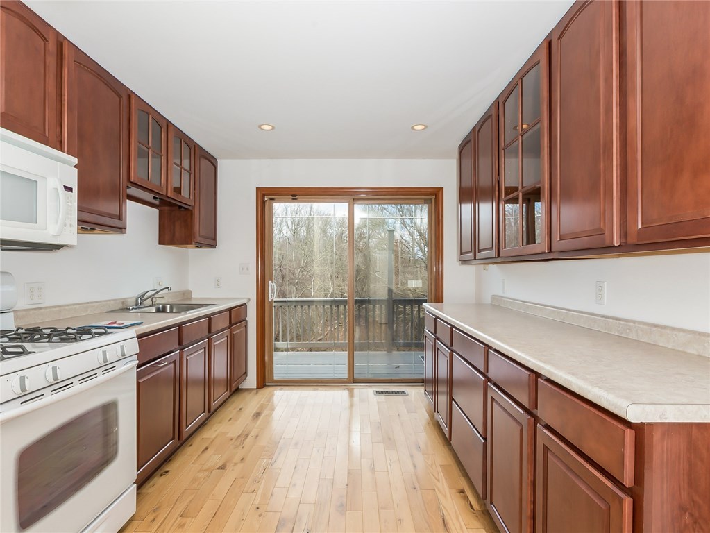 26 Pleasant View Drive Little Compton, RI 02837 - Photo 25 of 40