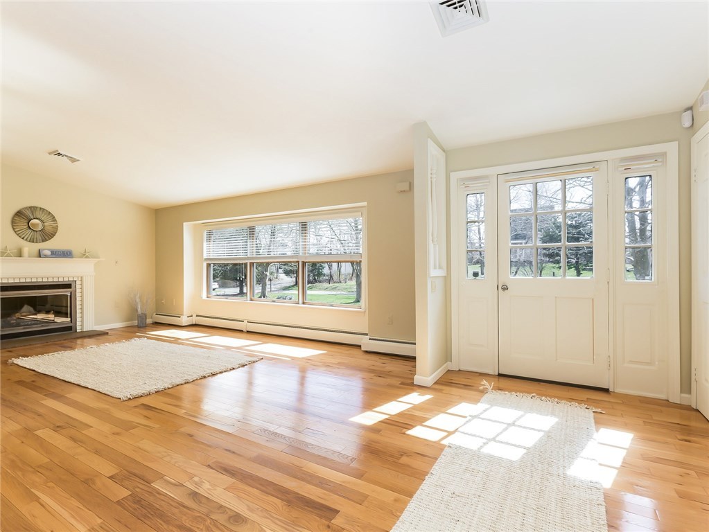 26 Pleasant View Drive Little Compton, RI 02837 - Photo 3 of 40