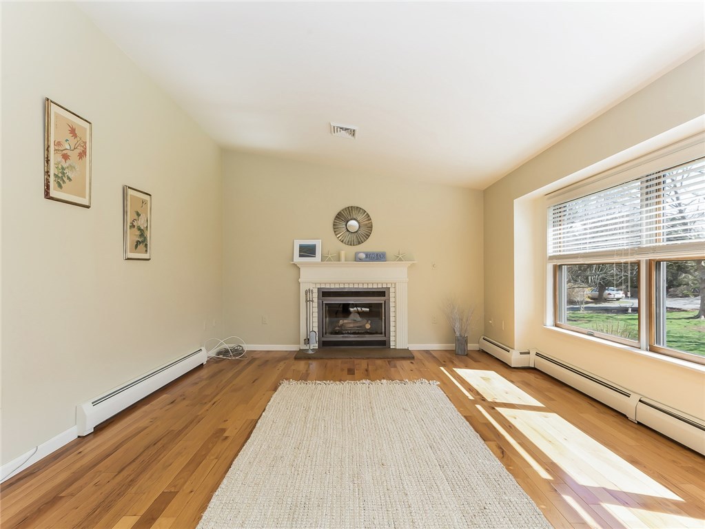 26 Pleasant View Drive Little Compton, RI 02837 - Photo 5 of 40