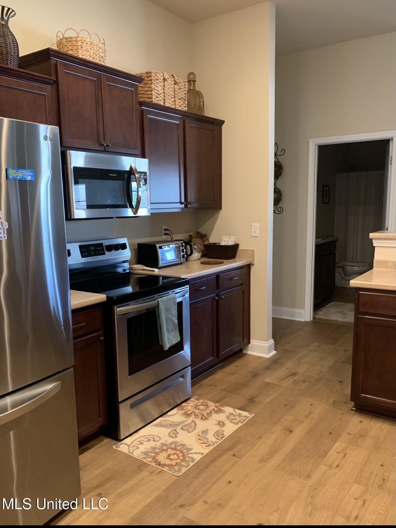 4946 Arrowhead Lane Olive Branch, MS 38654 - Photo 5 of 17 IMG_1845