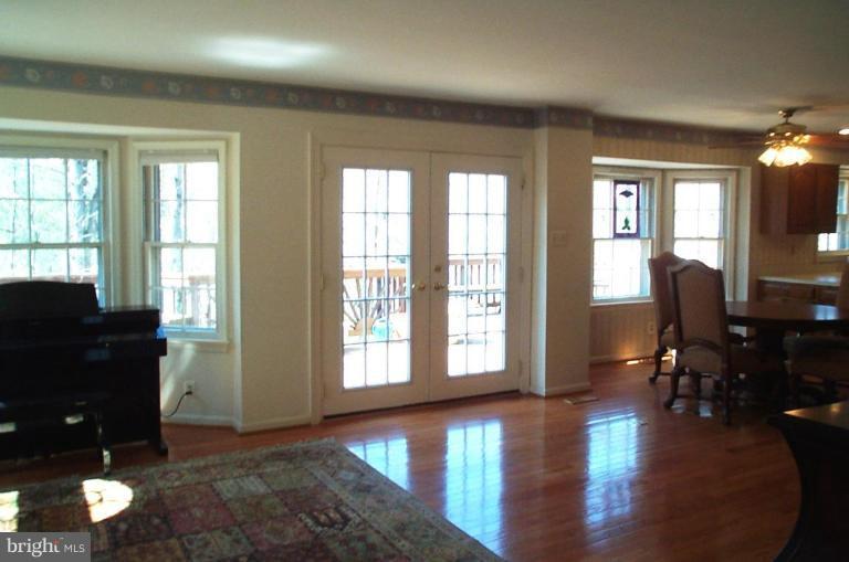 7818 Windy Point Court Springfield, VA 22153 - Photo 8 of 26 Family Room #2