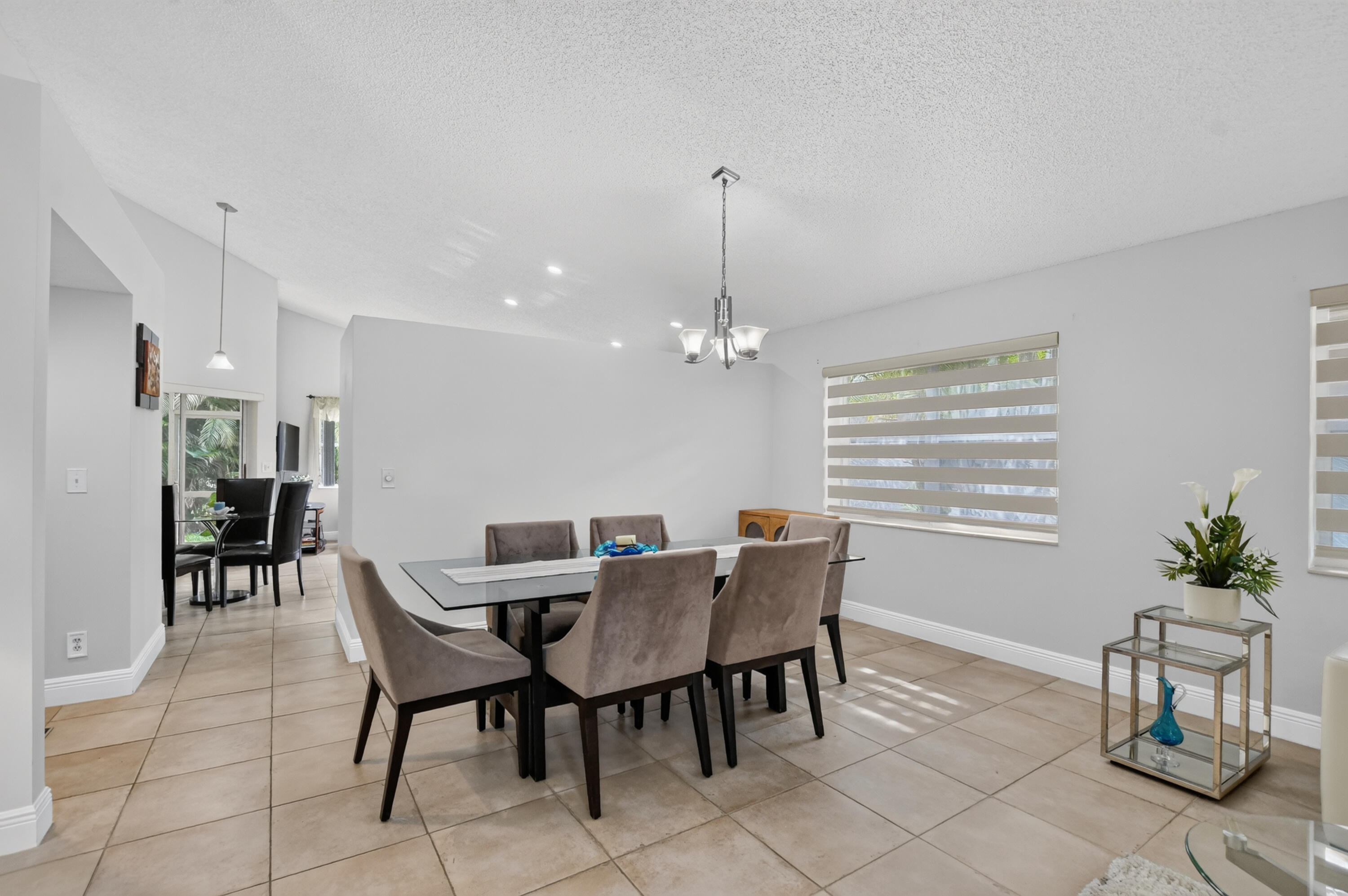 11135 Autoro Court Boca Raton, FL 33498 - Photo 6 of 37 Sweetwater at Boca Chase