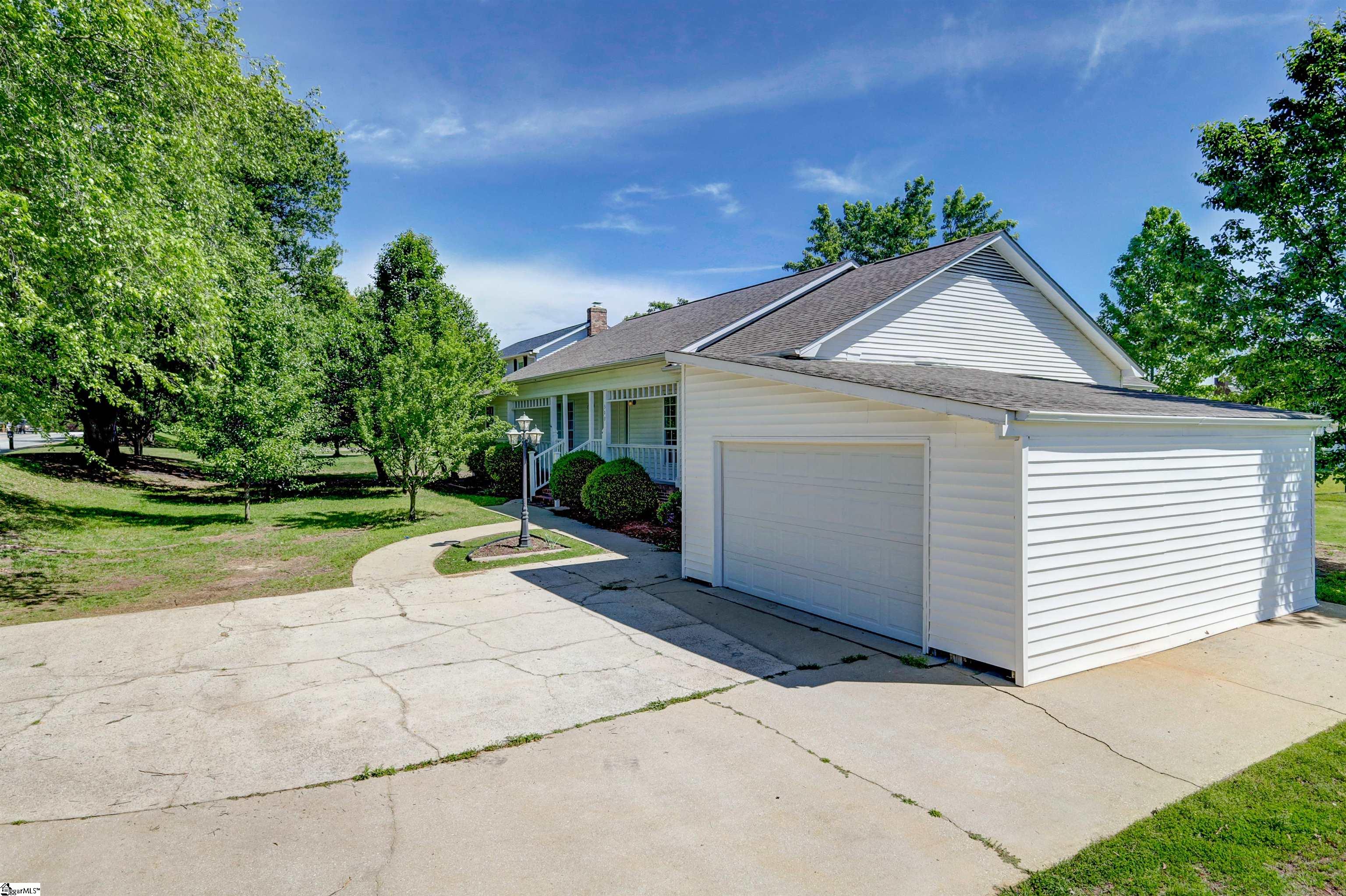 309 South Batesville Road Greer, SC 29650 - Photo 25 of 27 Gallery Image 25