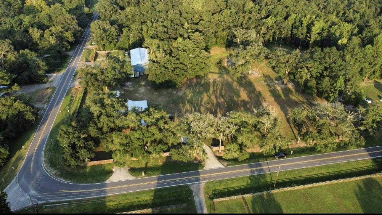 286 Dead Lake Road Creola, AL 36525 - Photo 3 of 5 Aerial View