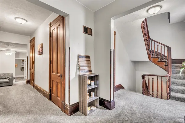 $289,000 | 127 South Vail Street, Geneseo, IL 61254