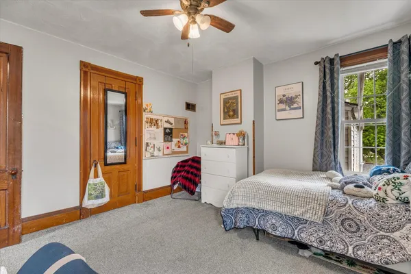 $289,000 | 127 South Vail Street, Geneseo, IL 61254