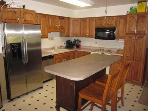 6392 Johnson Road Flushing, MI 48433 - Photo 4 of 15 20373727-3.JPG