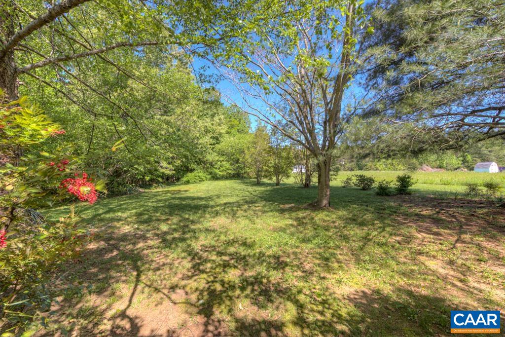 2475 Ridge Road Palmyra, VA 22963 - Photo 25 of 25 a backyard of a house with lots of green space