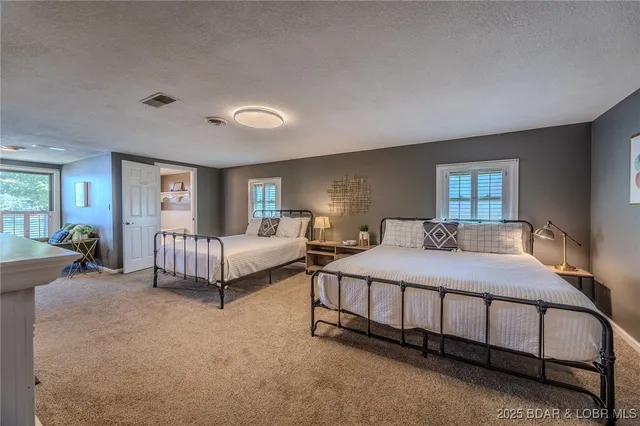 $1,199,000 | 684 Wings Circle, Sunrise Beach, MO 65079