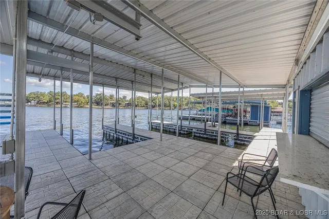 $1,199,000 | 684 Wings Circle, Sunrise Beach, MO 65079