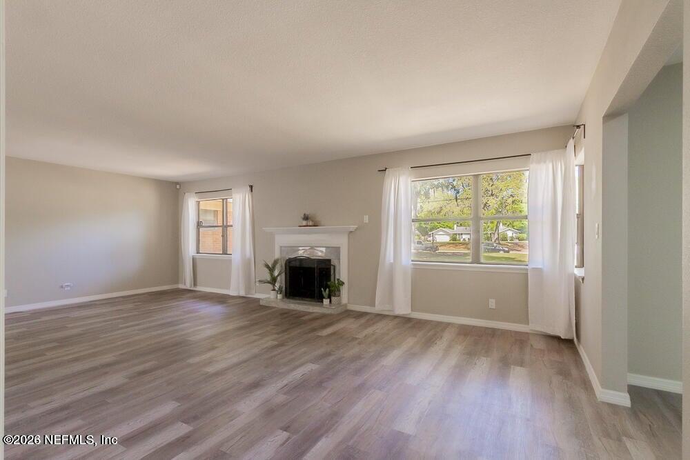 1040 Penman Road Neptune Beach, FL 32266 - Photo 10 of 49 20241112183353622274000000-o