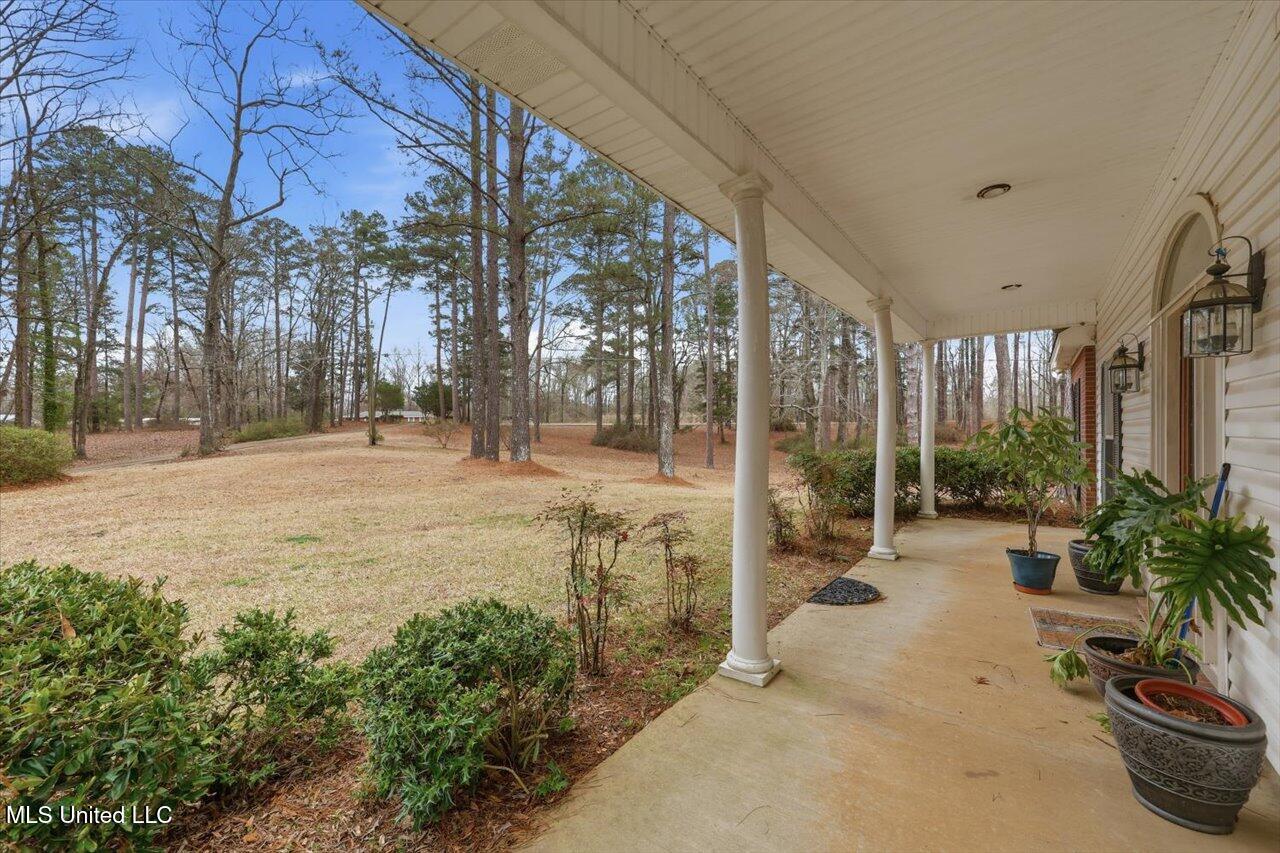1407 Monterey Road Florence, MS 39073 - Photo 6 of 67 06-1407 Monterey Rd _ Home Tours MS