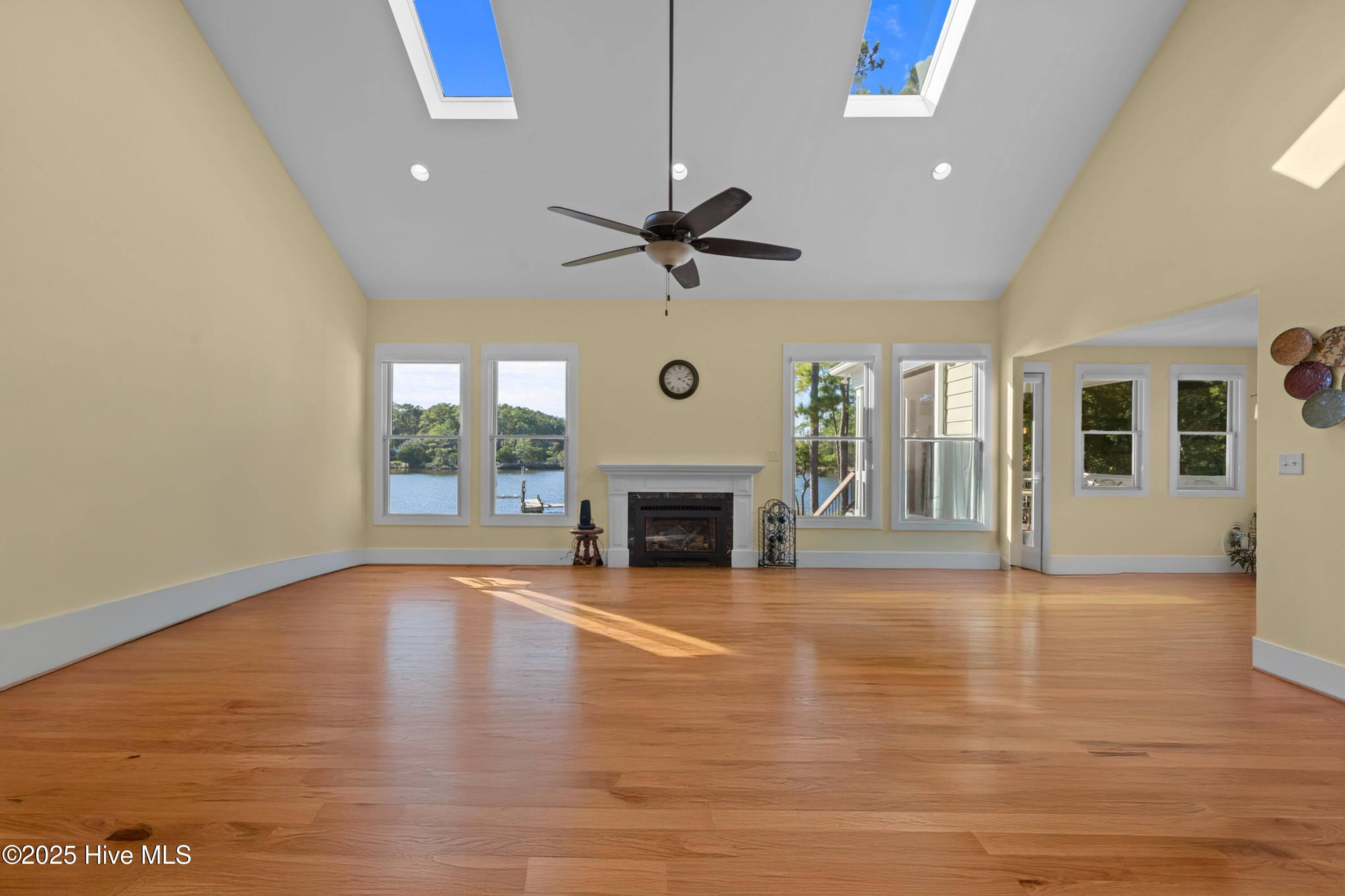 2896 Brown Creek Road Merritt, NC 28556 - Photo 7 of 59 Living Room