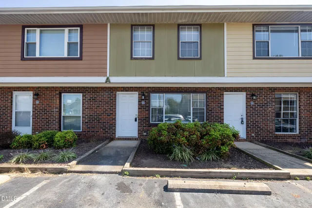 $1,150 | 1241 South 5th Street, Unit A3, Mebane, NC 27302