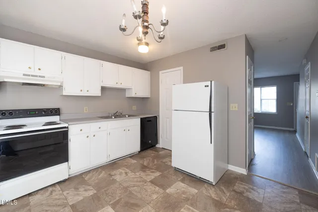 $1,150 | 1241 South 5th Street, Unit A3, Mebane, NC 27302