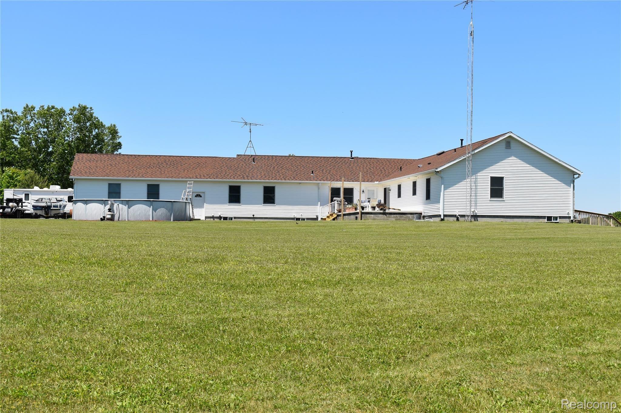8269 Rolling Jeddo, MI 48032 - Photo 67 of 88 DSC_0020.JPG