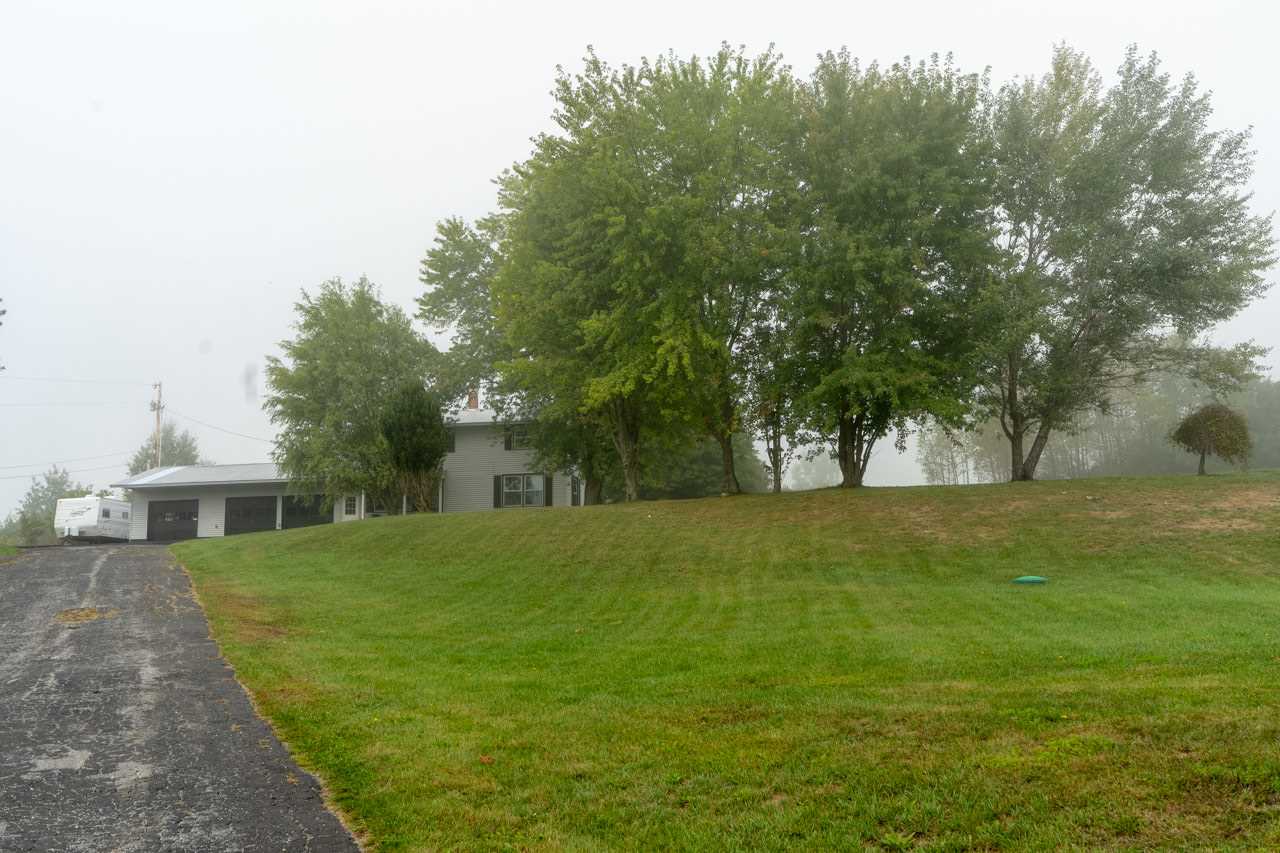 220 Miller Road Barre Town, VT 05641 - Photo 4 of 35