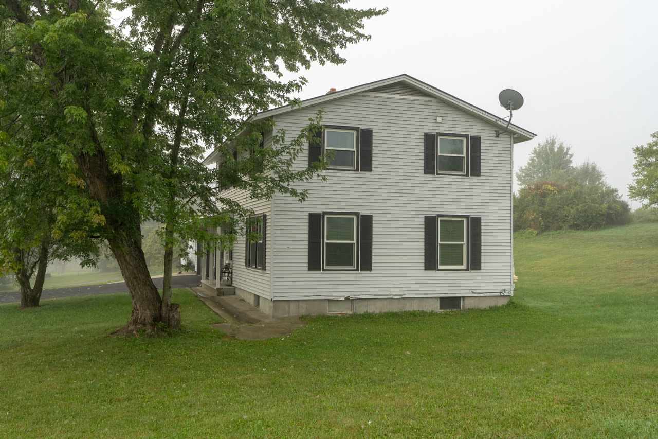 220 Miller Road Barre Town, VT 05641 - Photo 8 of 35