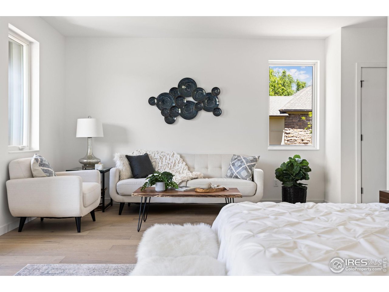 3319 Broadway Boulder, CO 80304 - Photo 18 of 38 a living room with furniture and a window