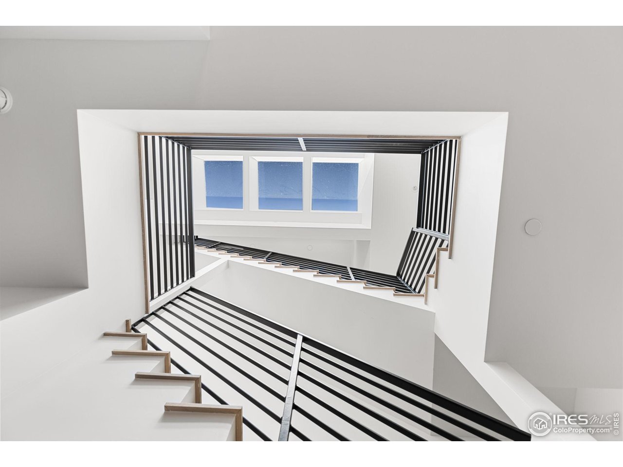 3319 Broadway Boulder, CO 80304 - Photo 25 of 38 a view of balcony and wooden floor