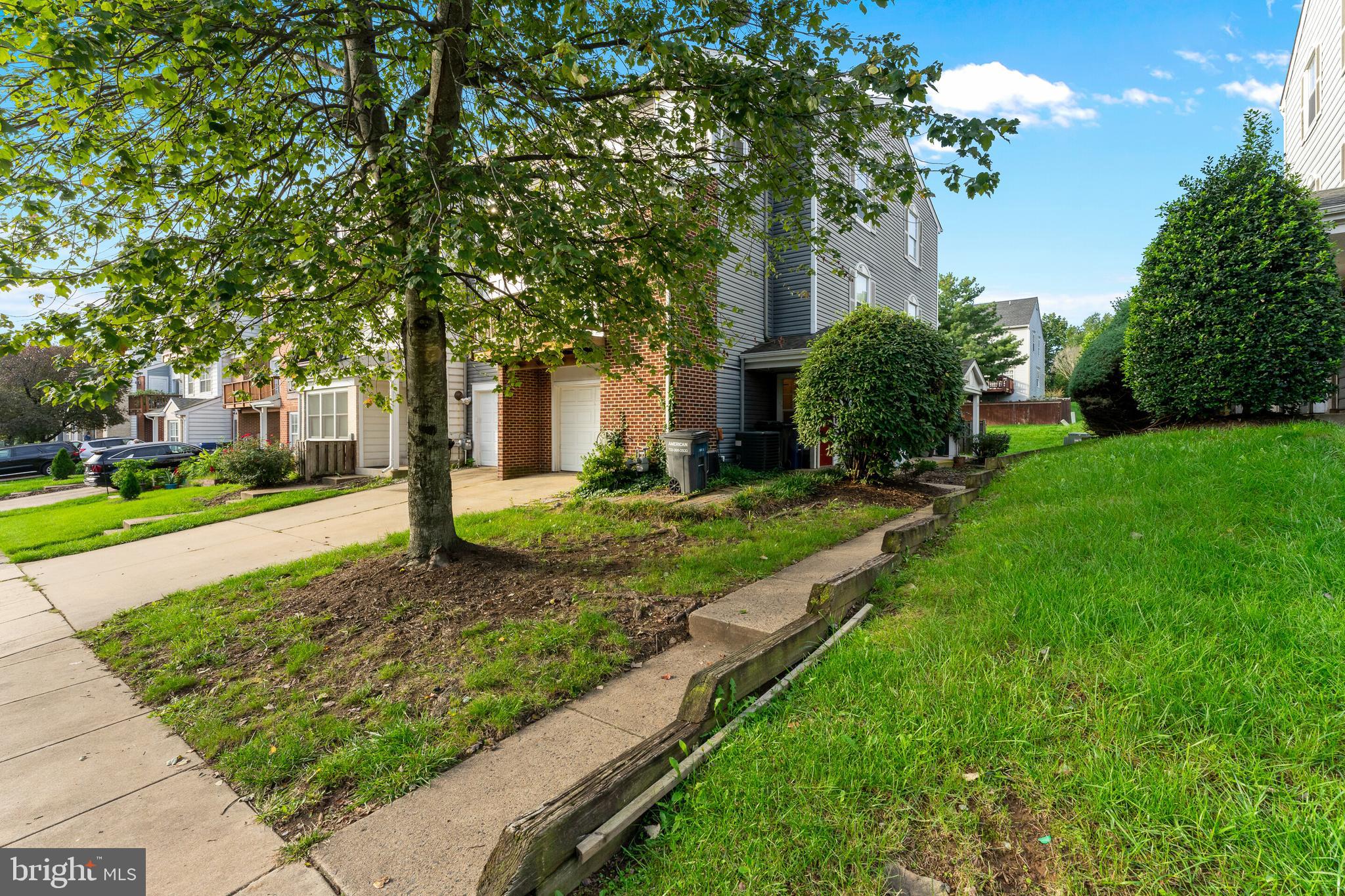 11172 Stagestone Way Manassas, VA 20109 - Photo 2 of 30