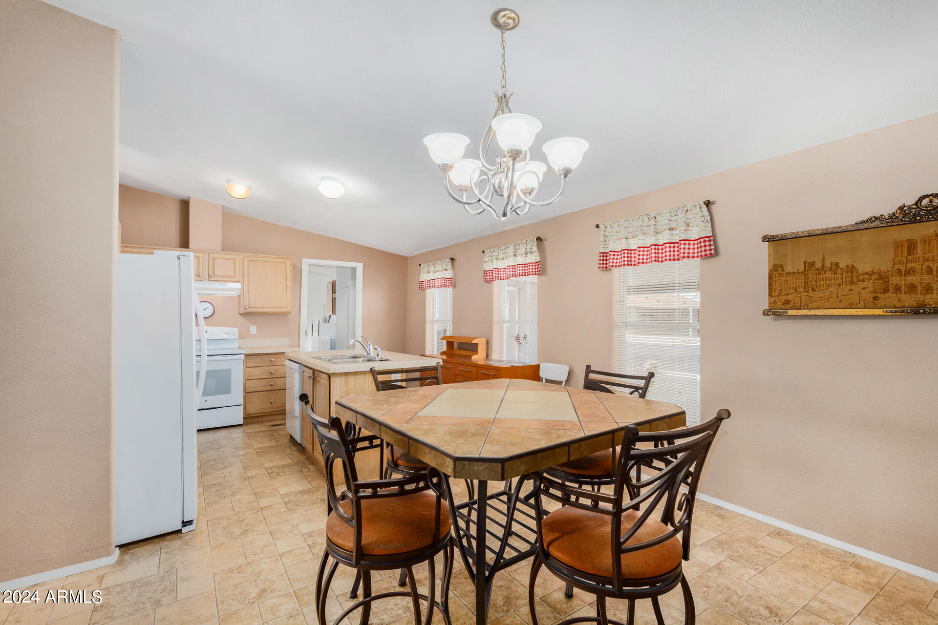 3700 South Tomahawk Road, Unit 75 Apache Junction, AZ 85119 - Photo 10 of 26 10 - Tomahawk