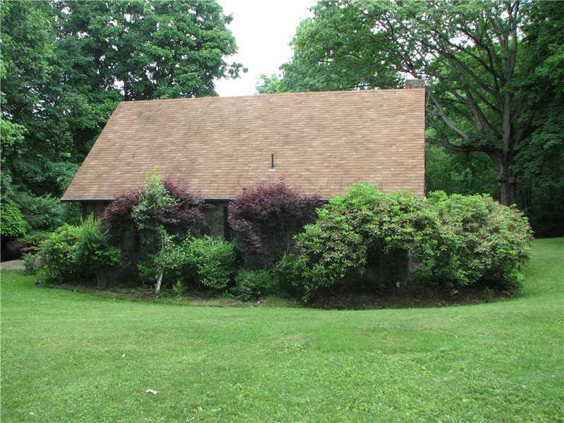 308 Teakwood Road Butler, PA 16001 - Photo 2 of 15 Exterior Back.
