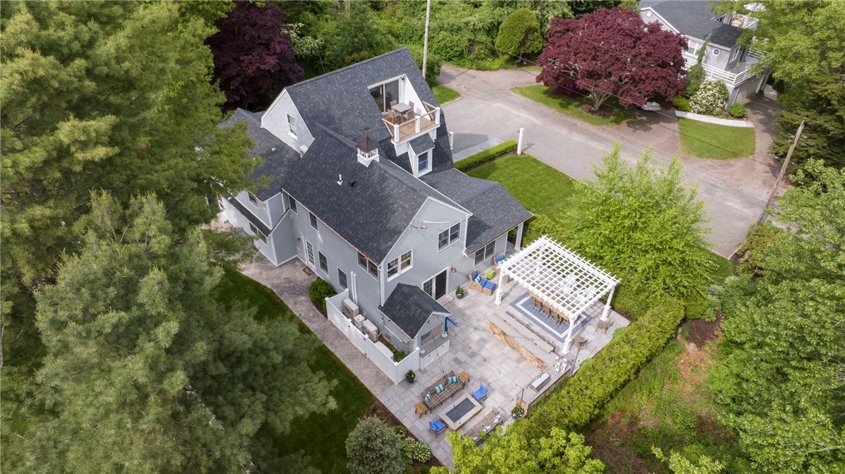 69 Verdi Road Westerly, RI 02891 - Photo 3 of 49