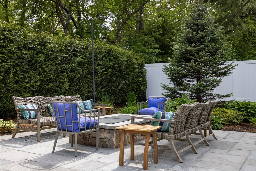 69 Verdi Road Westerly, RI 02891 - Photo 9 of 49