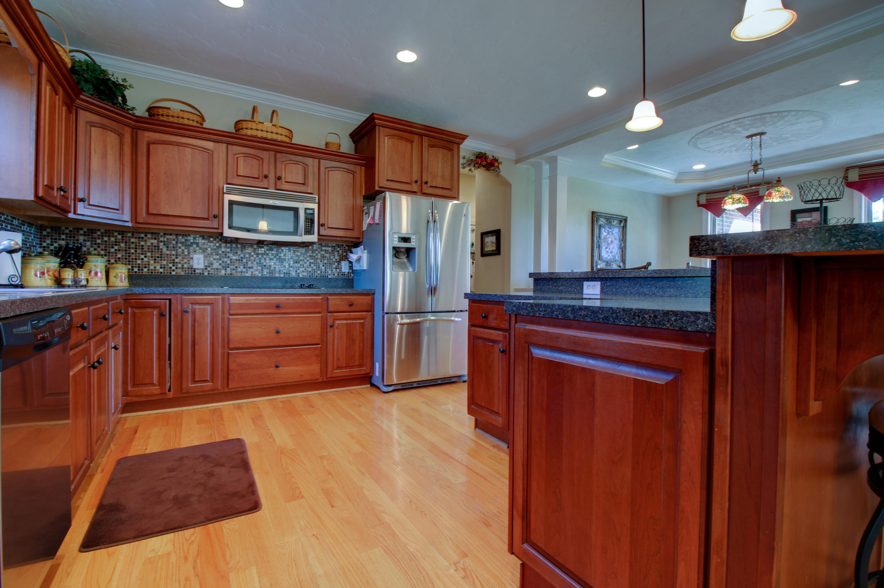 4025 Carson Road Roanoke, VA 24012 - Photo 16 of 53 Hardwoods on Main level