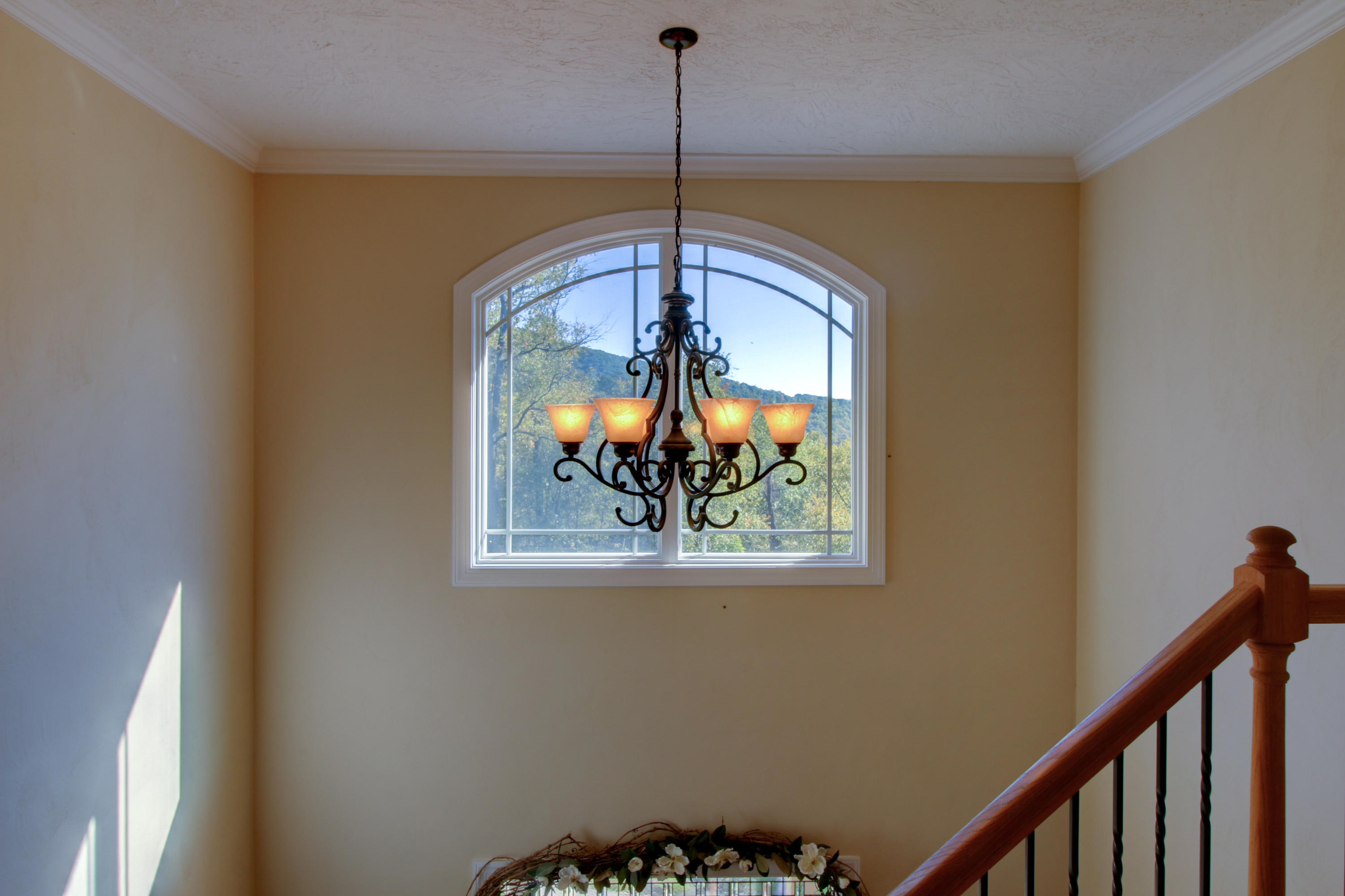 4025 Carson Road Roanoke, VA 24012 - Photo 32 of 53 To Foyer