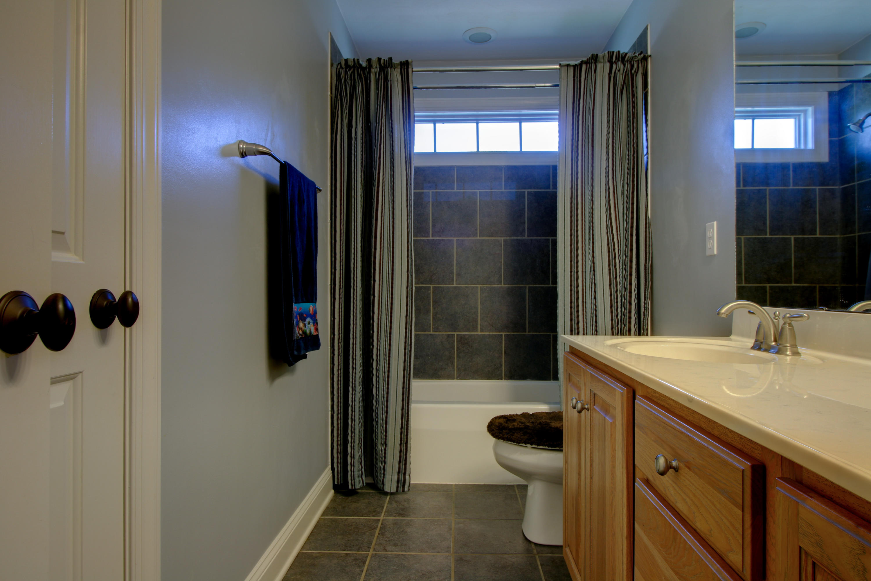 4025 Carson Road Roanoke, VA 24012 - Photo 39 of 53 Hall Bath