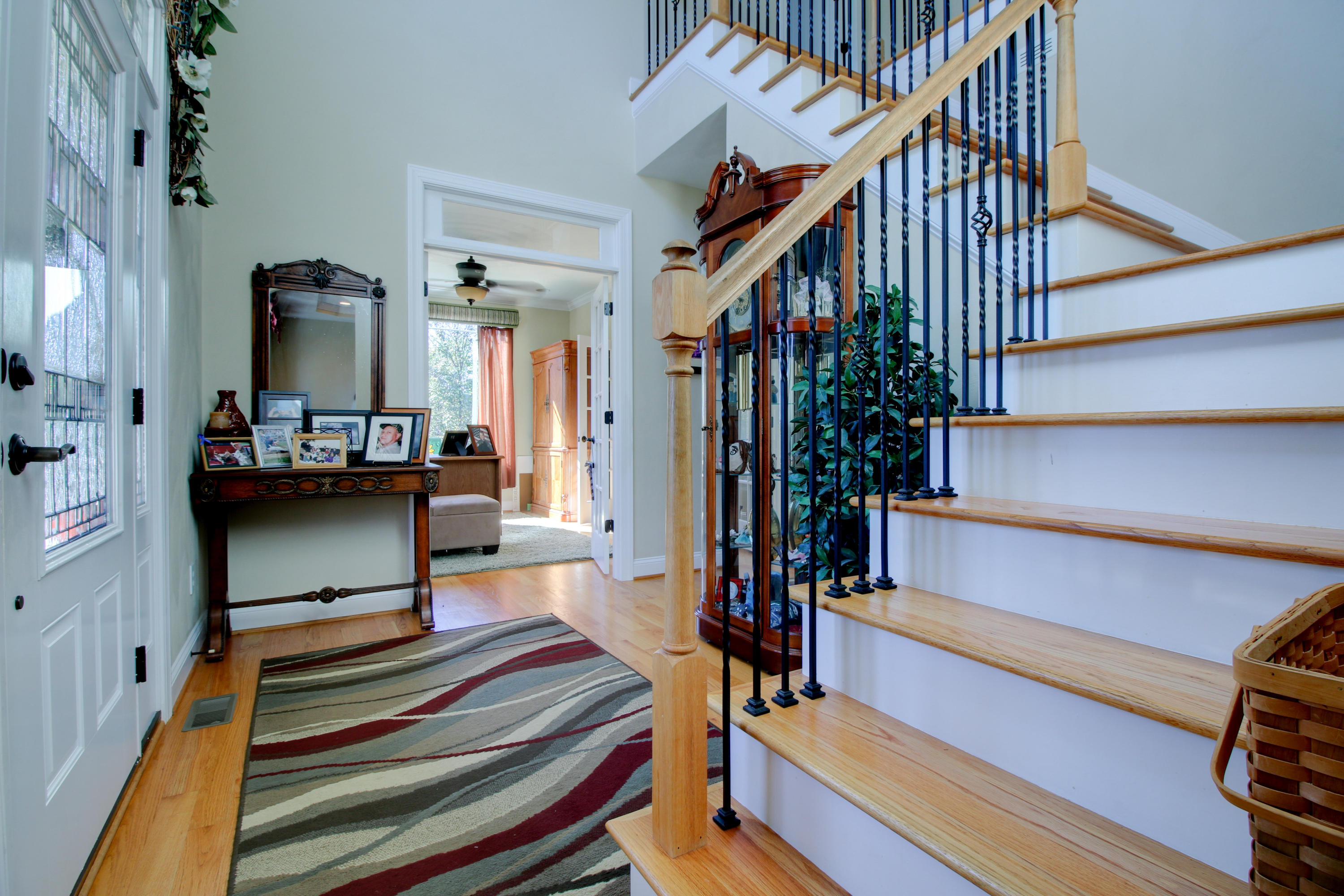 4025 Carson Road Roanoke, VA 24012 - Photo 7 of 53 Stairway