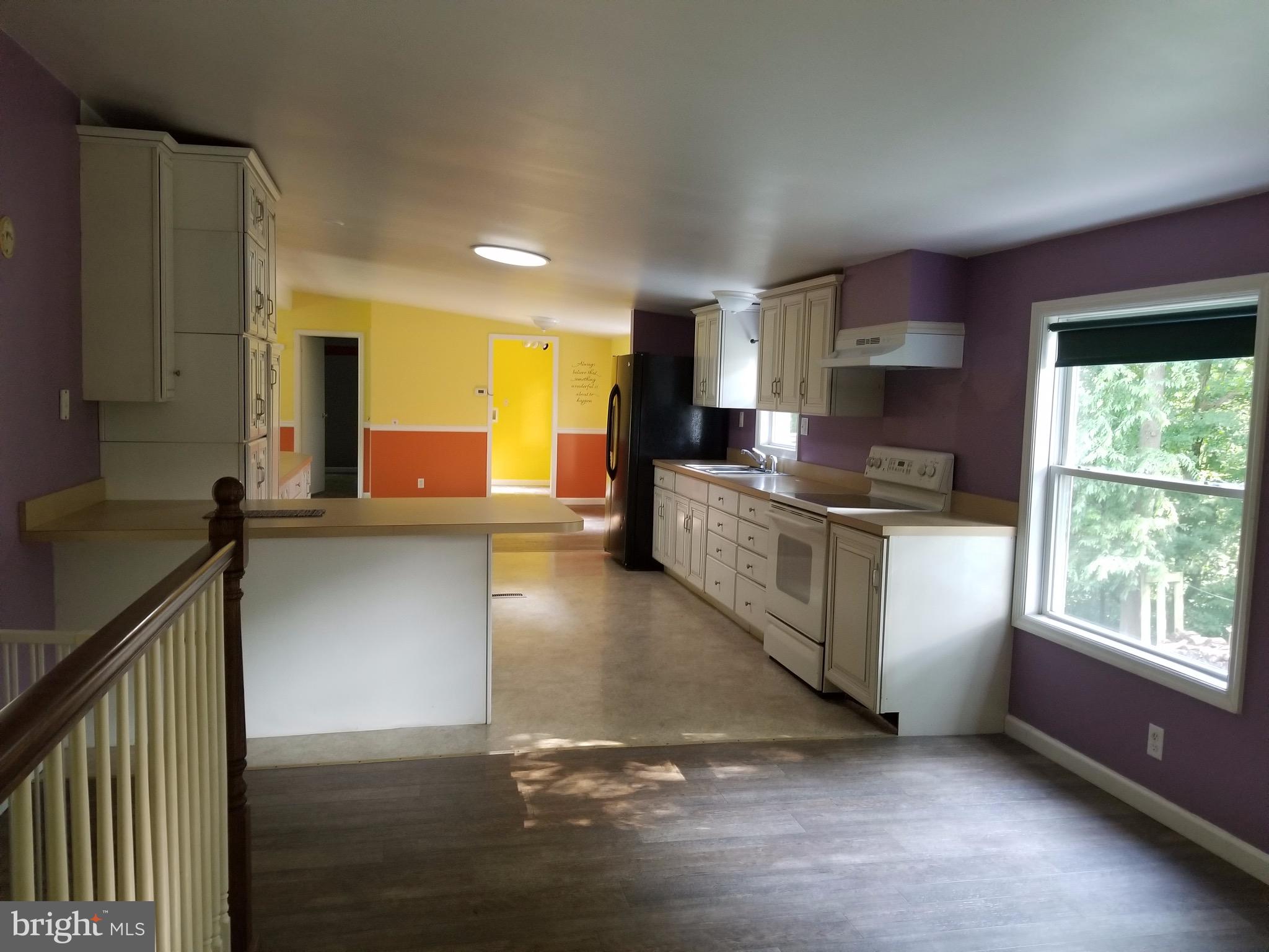 706 Georgetown Road Ronks, PA 17572 - Photo 6 of 10 Kitchen/ Dining area