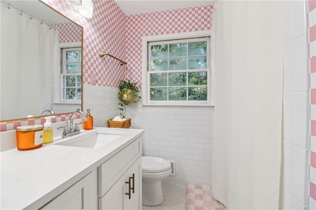 1722 Timothy Drive Southwest Atlanta, GA 30311 - Photo 27 of 48