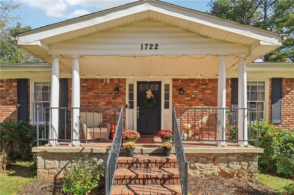 1722 Timothy Drive Southwest Atlanta, GA 30311 - Photo 5 of 48