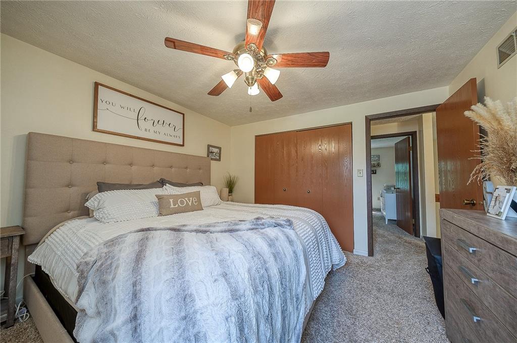 1104 Old Farm Road Lawrence, PA 15055 - Photo 12 of 29 Gallery Image 12