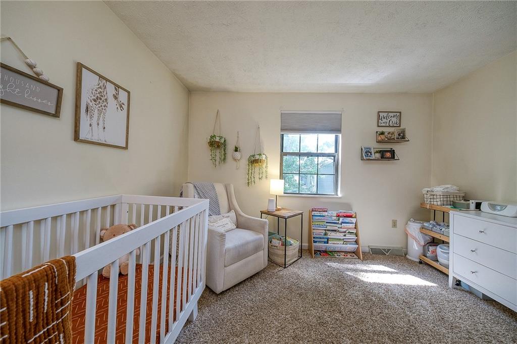 1104 Old Farm Road Lawrence, PA 15055 - Photo 15 of 29 Gallery Image 15