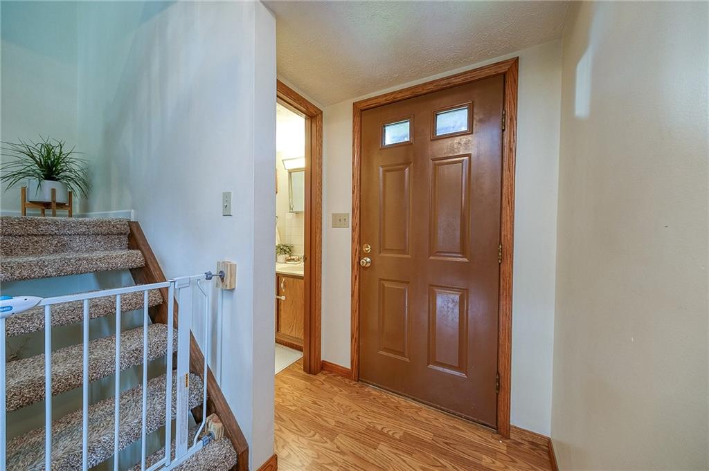 1104 Old Farm Road Lawrence, PA 15055 - Photo 17 of 29 Gallery Image 17